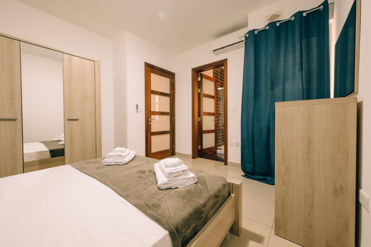 Crimson Court Apartment Is-Swieqi Bagian luar foto