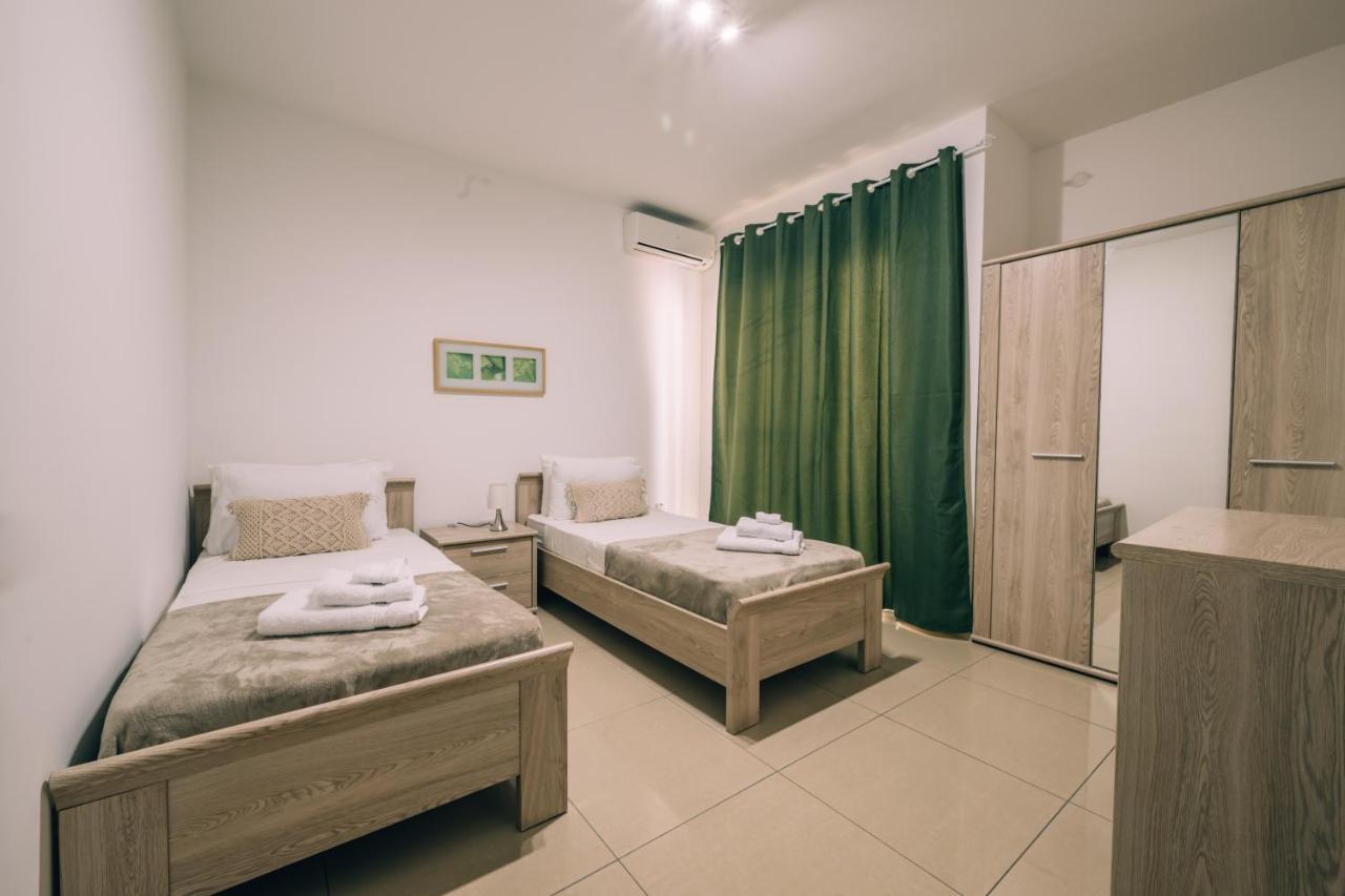 Crimson Court Apartment Is-Swieqi Bagian luar foto