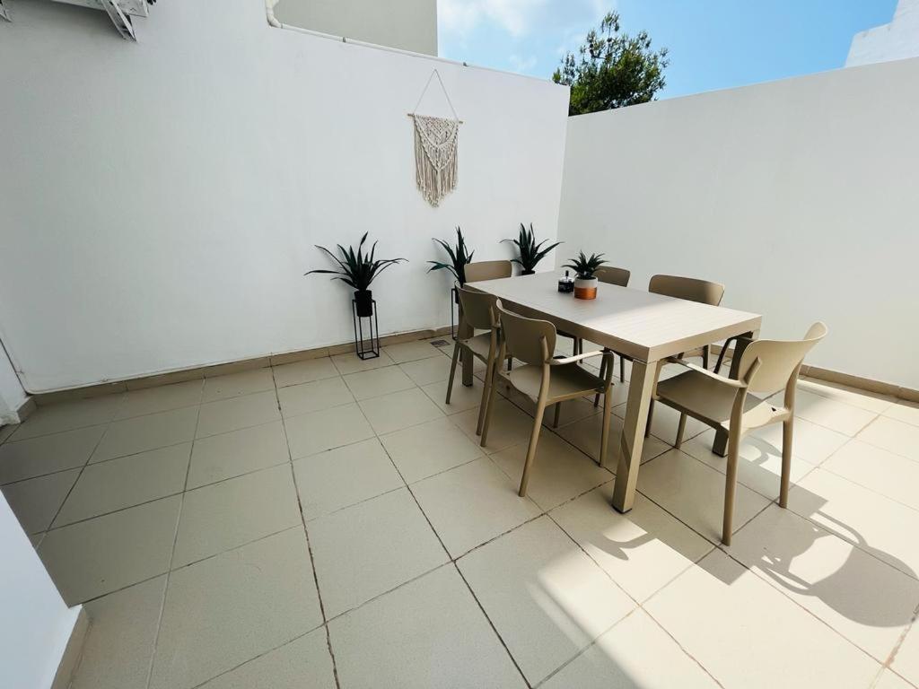 Crimson Court Apartment Is-Swieqi Bagian luar foto